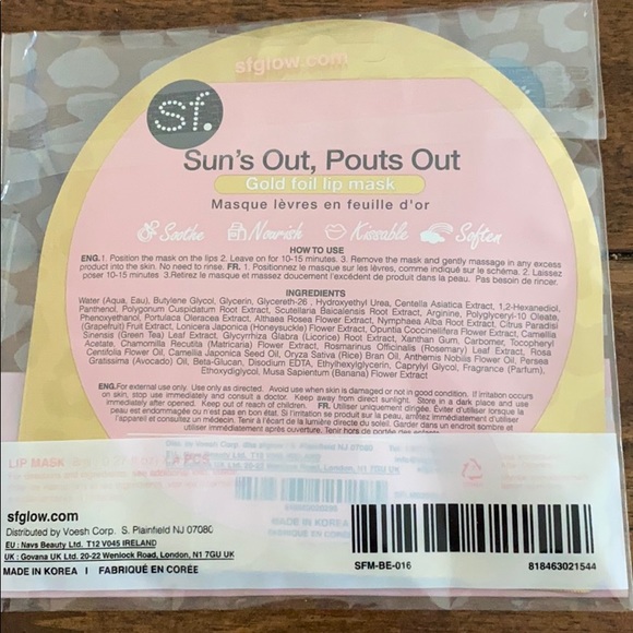 Sun’s Out, Pouts Out - Gold Foil Lip Mask - Picture 2 of 2